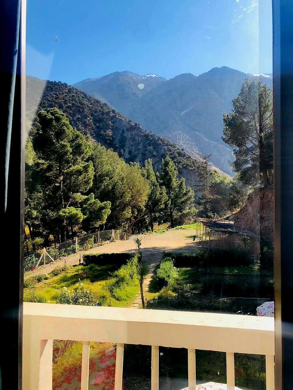 Atlas Tigmi Ourika Buitenkant foto
